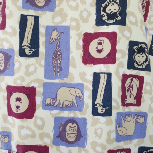 Health Pro Scrubs Child Care Exotic Animals (XS) - Picture 6 of 9